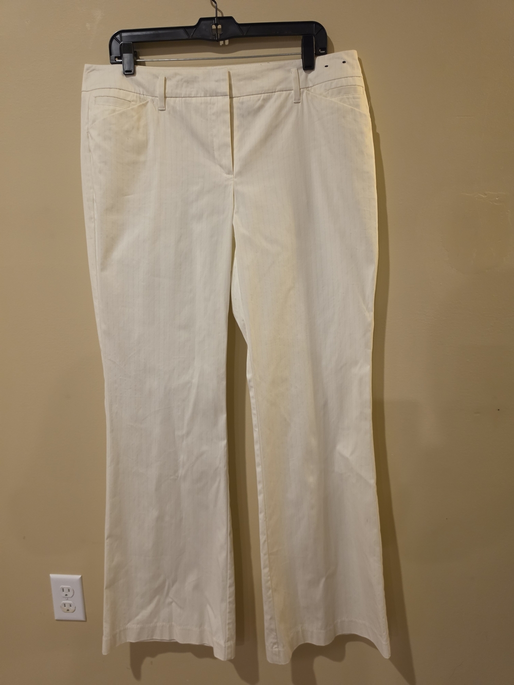 NY&Co Women's Cream Dress Pants - Classic Straight Leg